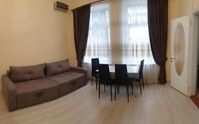 Уютная, светлая квартира в центре Одессы